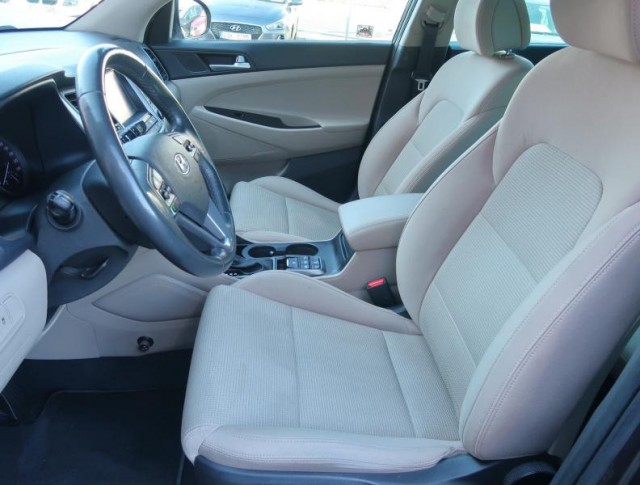 Hyundai Tucson  2.0 CRDi 