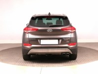 Hyundai Tucson  2.0 CRDi 
