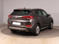 Hyundai Tucson  2.0 CRDi 