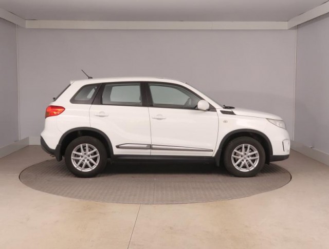 Suzuki Vitara  1.6 VVT 