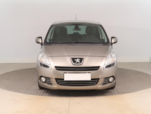 Peugeot 5008  1.6 HDi 
