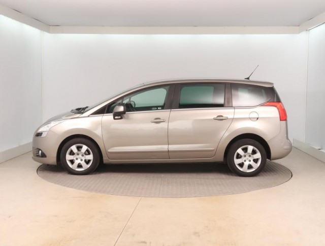 Peugeot 5008  1.6 HDi 