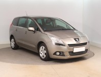 Peugeot 5008  1.6 HDi 