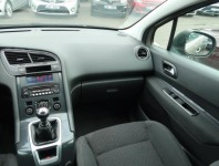 Peugeot 5008  1.6 HDi 