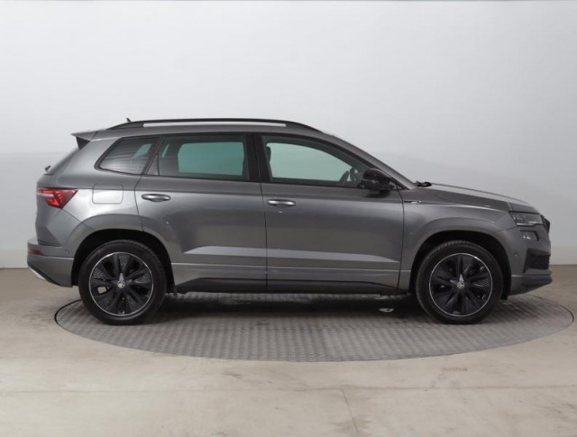 Škoda Karoq  1.5 TSI Sportline