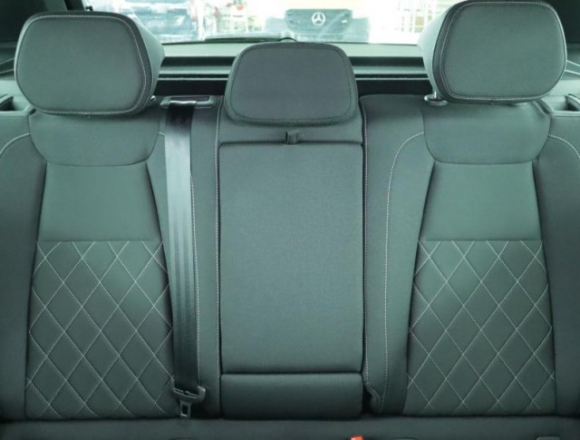 Škoda Karoq  1.5 TSI Sportline