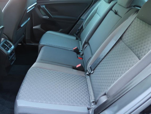 Volkswagen Tiguan  2.0 TSI Highline