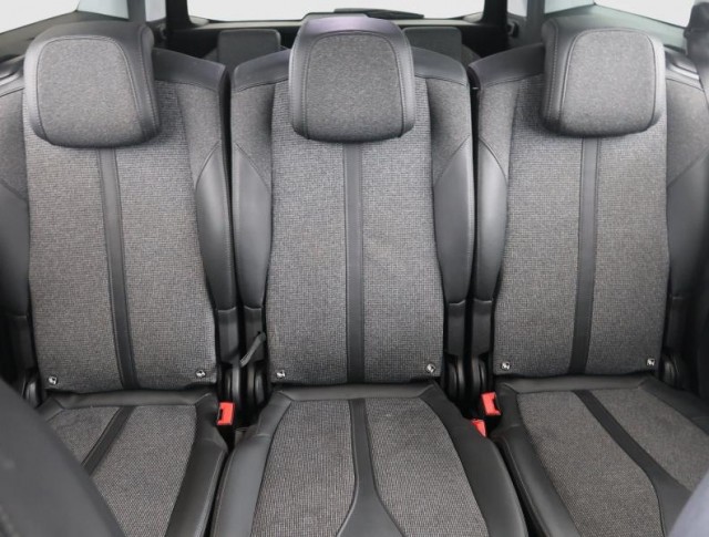 Peugeot 5008  PureTech 130 