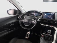 Peugeot 5008  PureTech 130 