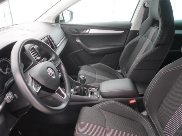 Škoda Karoq  1.0 TSI 