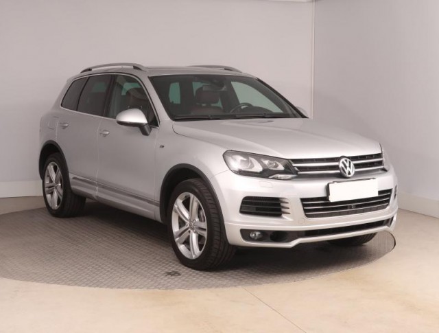 Volkswagen Touareg  3.0 TDI 