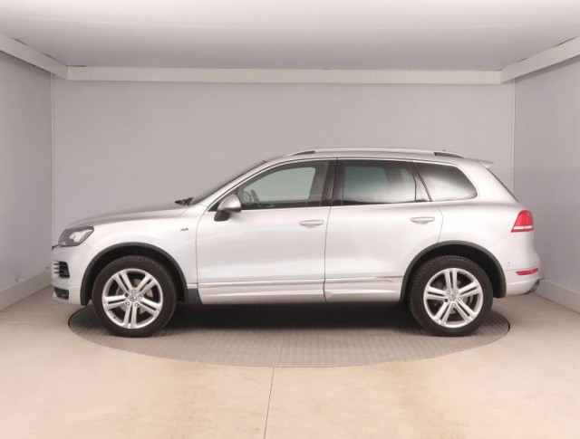Volkswagen Touareg  3.0 TDI 