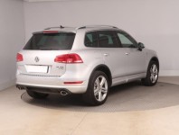 Volkswagen Touareg  3.0 TDI 