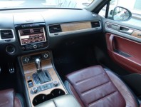 Volkswagen Touareg  3.0 TDI 