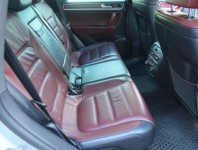 Volkswagen Touareg  3.0 TDI 