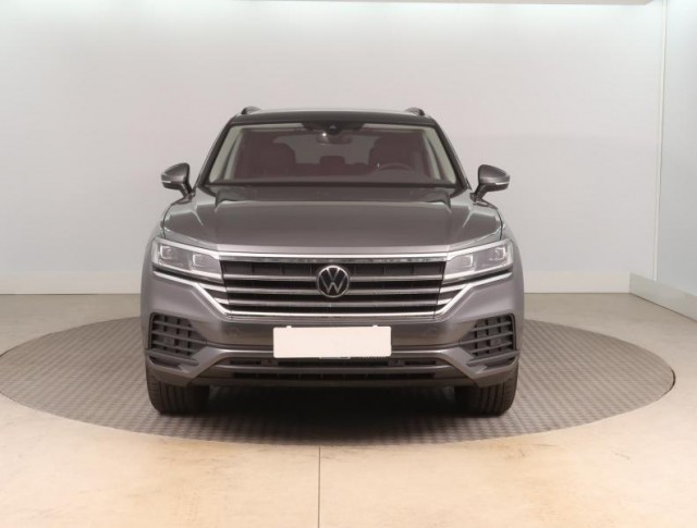 Volkswagen Touareg  3.0 TDI 