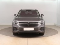 Volkswagen Touareg  3.0 TDI 