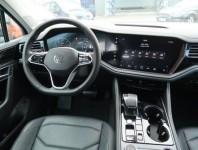 Volkswagen Touareg  3.0 TDI 