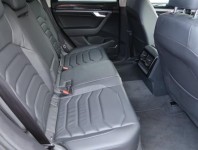 Volkswagen Touareg  3.0 TDI 