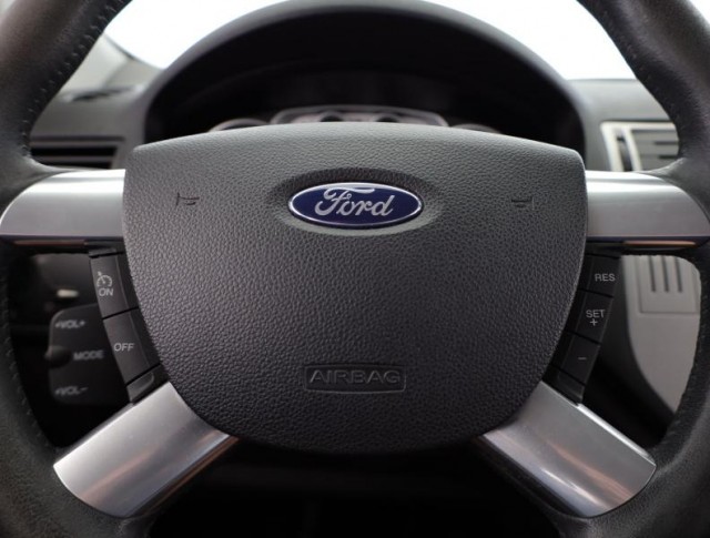 Ford Kuga  2.0 TDCi 