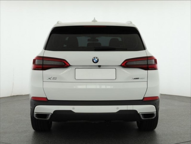 BMW X5  xDrive40i 