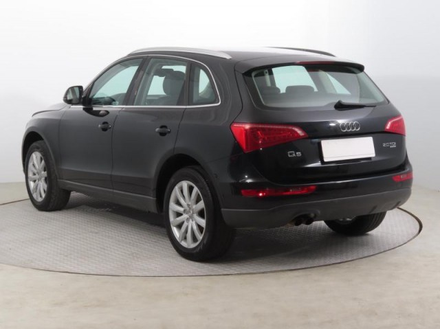 Audi Q5  2.0 TDI 