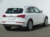 Audi Q5  3.0 TDI S-line