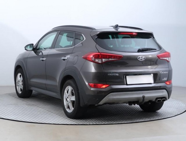 Hyundai Tucson  2.0 CRDi 