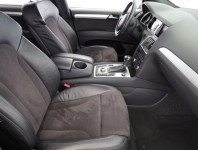 Audi Q7  3.0 TDI S-Line