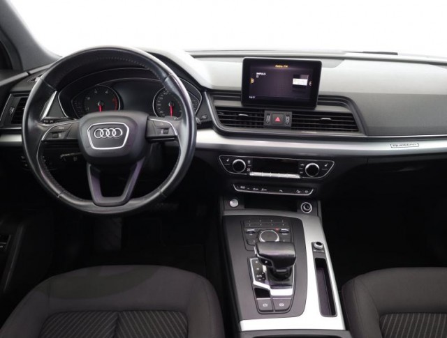 Audi Q5  2.0 TDI 