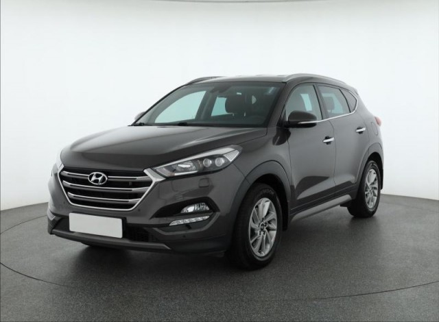 Hyundai Tucson  2.0 CRDi 