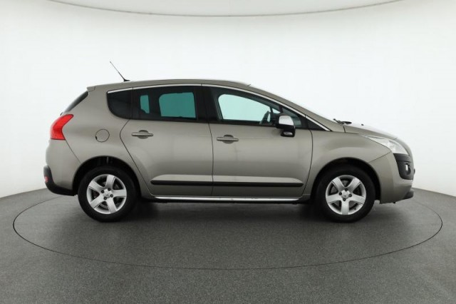 Peugeot 3008  1.6 THP 