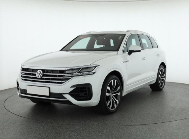 Volkswagen Touareg  3.0 TDI R-Line