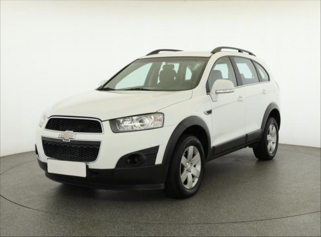 Chevrolet Captiva  2.4 i 