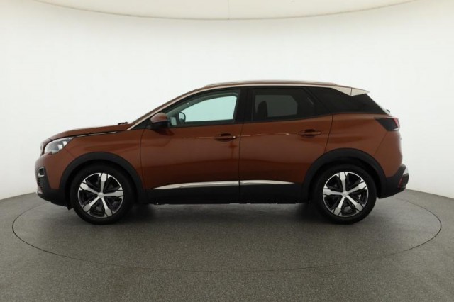 Peugeot 3008  1.2 PureTech Allure