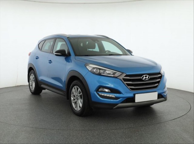 Hyundai Tucson  1.7 CRDi Trikolor