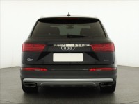 Audi Q7  3.0 TDI 