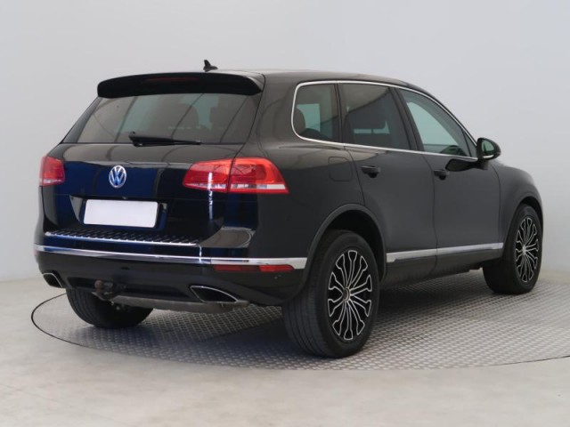 Volkswagen Touareg  3.0 TDI 