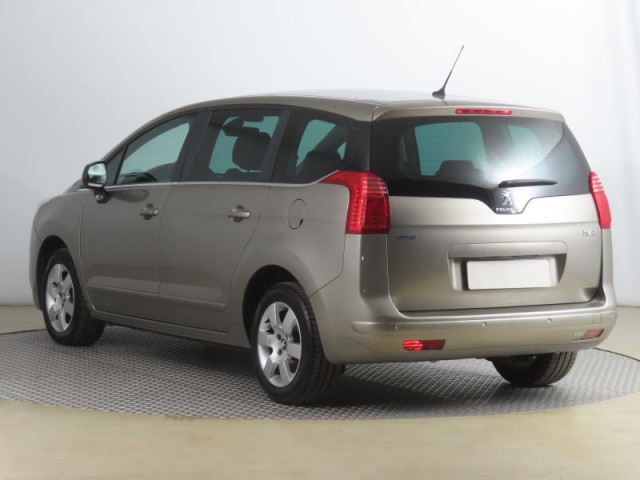 Peugeot 5008  2.0 BlueHDi 