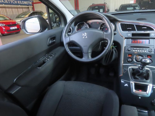 Peugeot 5008  2.0 BlueHDi 