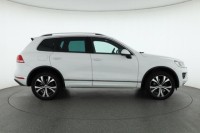 Volkswagen Touareg  3.0 TDI 