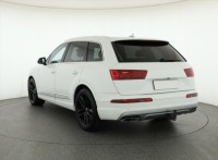 Audi Q7  3.0 TDI 