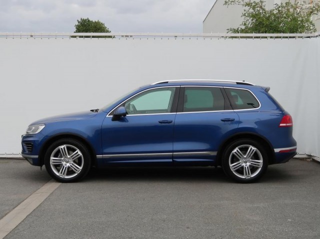 Volkswagen Touareg  3.0 TDI R-Line