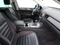 Volkswagen Touareg  3.0 TDI R-Line