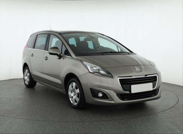 Peugeot 5008  1.6 BlueHDi 