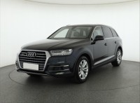 Audi Q7  3.0 TDI 