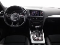 Audi Q5  2.0 TDI S-Line