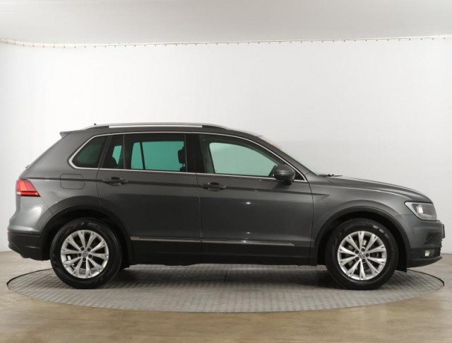 Volkswagen Tiguan  2.0 TDI Comfortline