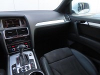 Audi Q7  3.0 TDI S-Line