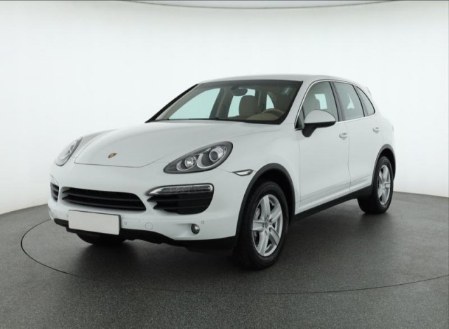 Porsche Cayenne  S 